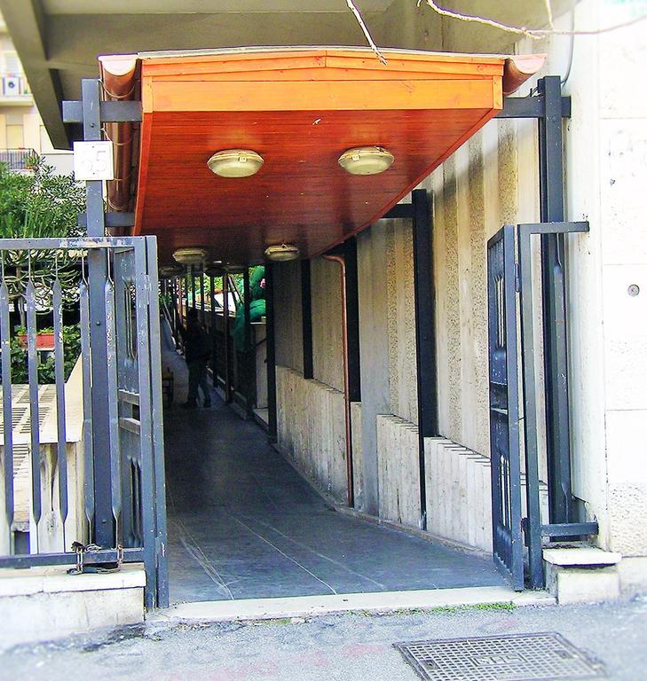 We Love It - BestBnB Garbatella Rom Exterior foto